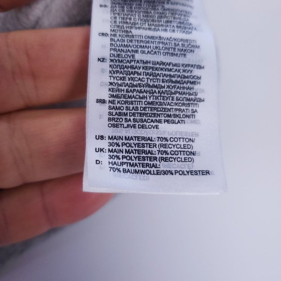 Adidas Sweatshirt Hoodie Size Large in Gray-Kangaroo Pocket-Fleece Lined - Picture 4 of 7